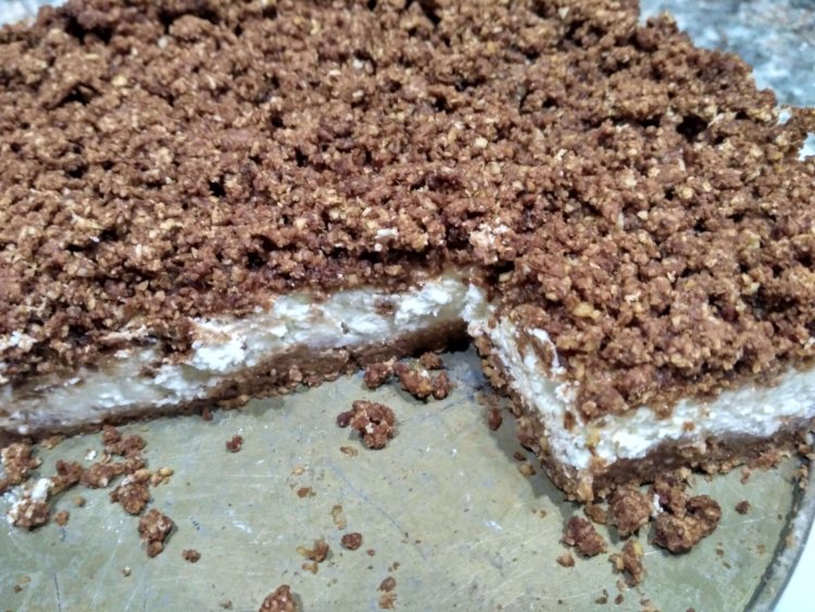 Strúhaný tvarohový koláč takmer bez cukru