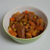 Pomaly varené hovädzie mäso so zeleninou