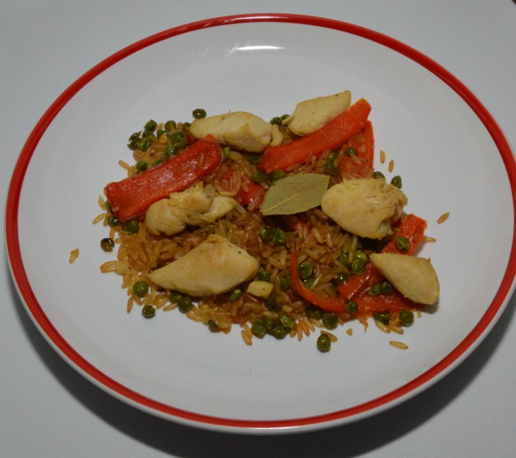 Paella s kuracím mäsom